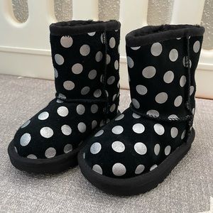 Ugg baby toddler boots black silver polka dots size 6